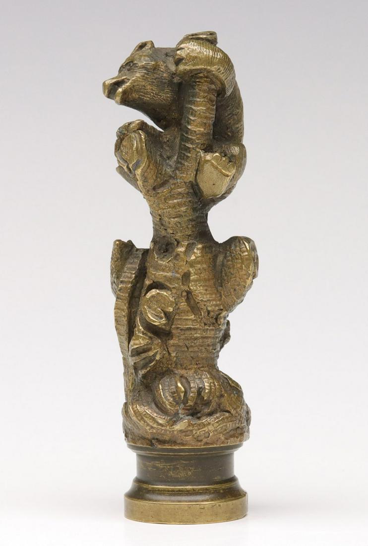 A VERY FINE ENGRAVED BRASS SEAL WITH BEAR & SNAKE (1 of 9)