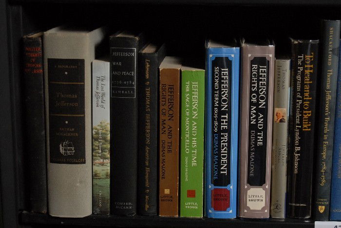 LOT OF 24 BOOKS ON PRESIDENTS: LOT OF 24 BOOKS ON PRESIDENTS, INCLUDING THOMAS JEFFERSON AND LYNDON JOHNSON.