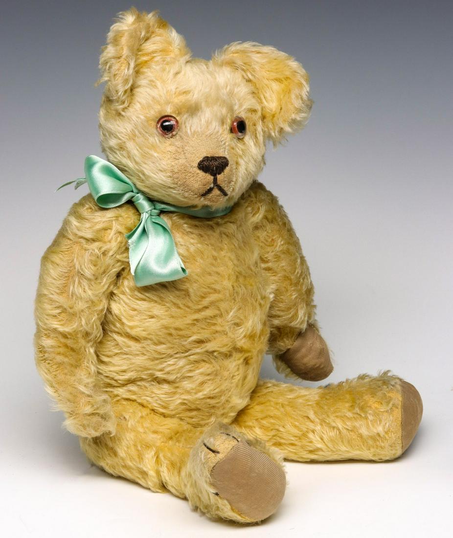 AN ANTIQUE 18-INCH GOLD MOHAIR TEDDY BEAR (1 of 9)