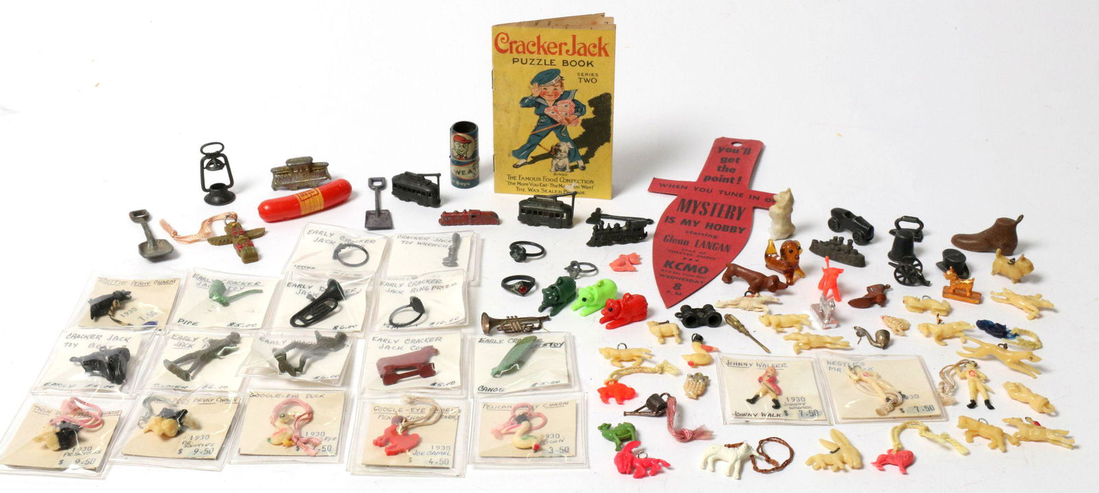 CRACKER JACK AND OTHER COLLECTIBLES (1 of 4)