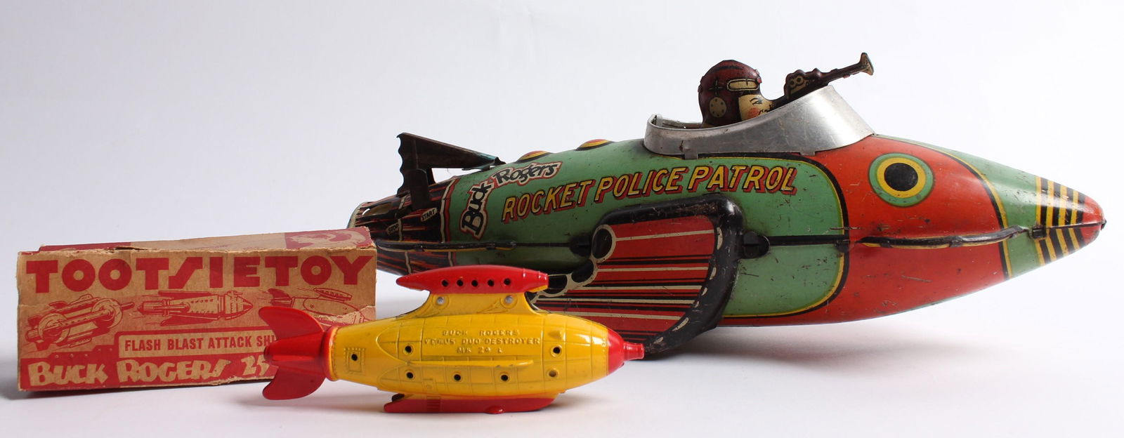 BUCK ROGERS TOYS AND RARE KELLOGGS PREMIUM COMIC (1 of 7)