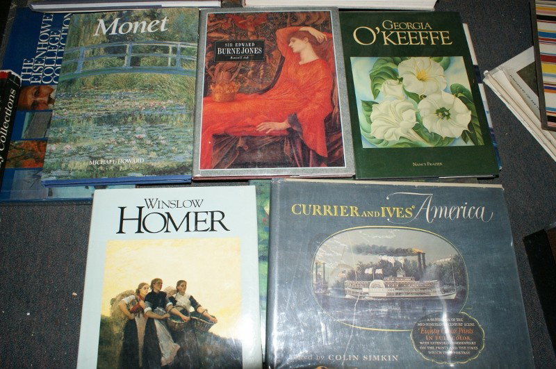 LOT OF 24 COFFEE TABLE AND OVERSIZE ART BOOKS: LOT OF 24 COFFEE TABLE AND OVERSIZE ART BOOKS