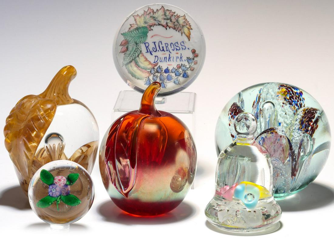 3 ANTIQUE WEIGHTS, 2 ST. CLAIR FRUIT & ST CLAIR BELL (1 of 16)