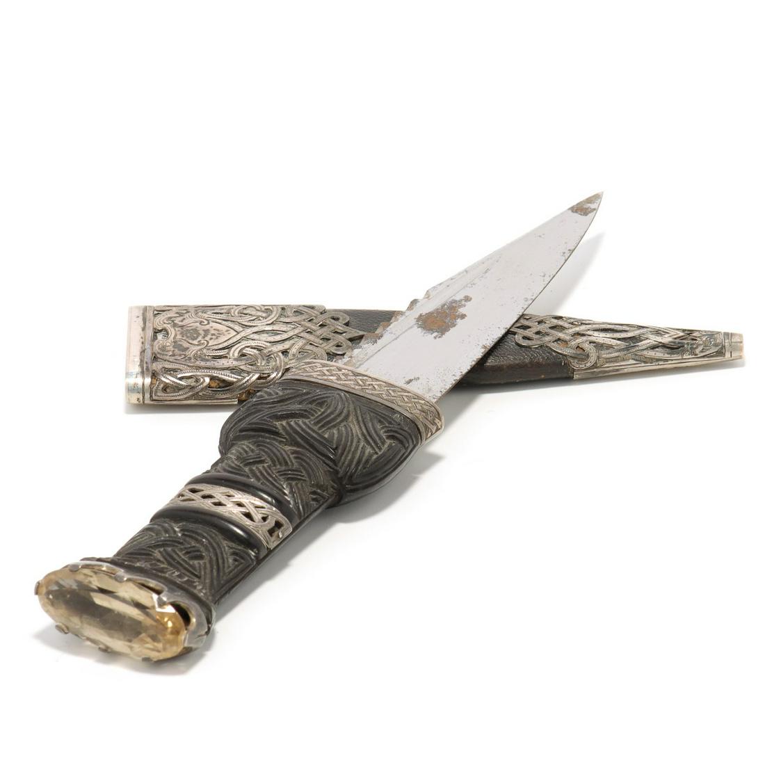 AN EARLY 20TH C. SCOTTISH SKEAN-DHU, EDINBURGH 1911 (1 of 15)