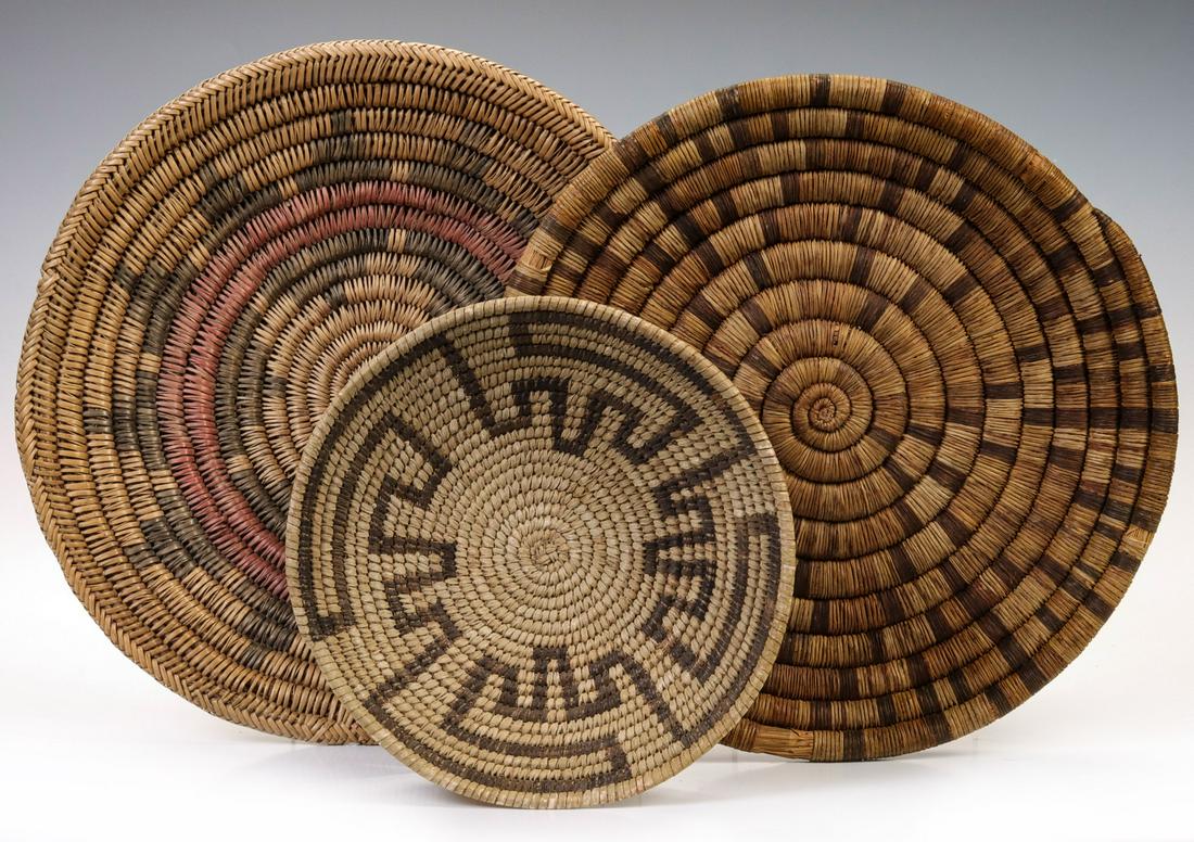 MID 20TH C. HOPI, NAVAJO AND POPAGO BASKETRY TRAYS (1 of 12)