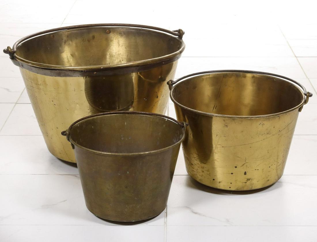 THREE CIRCA 1850 BRASS KETTLES WITH FORGED IRON (1 of 5)