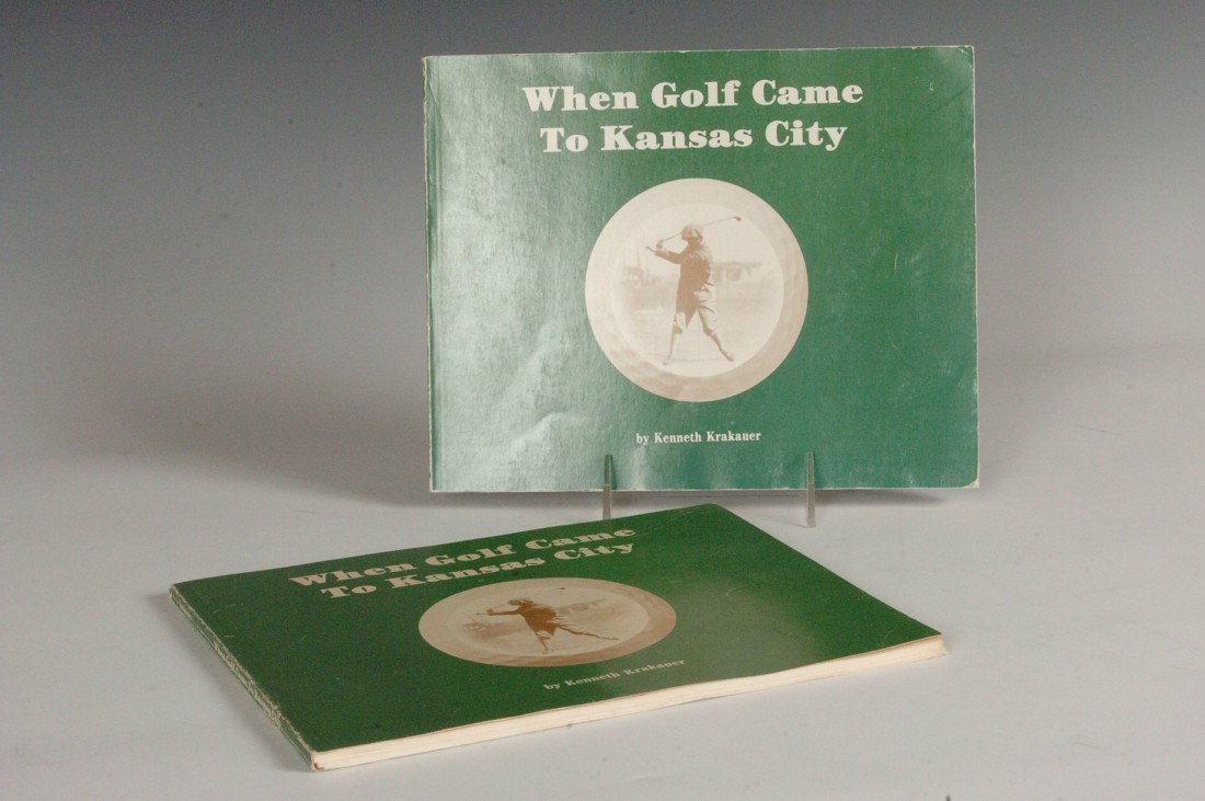 Krakauer, Kenneth, When Golf Came to Kansas City, Signe: When Golf Came to Kansas City' by Kenneth Krakauer, both signed by the author, long format, soft covers. Some shelf wear and toning. One with a loose section of pages.