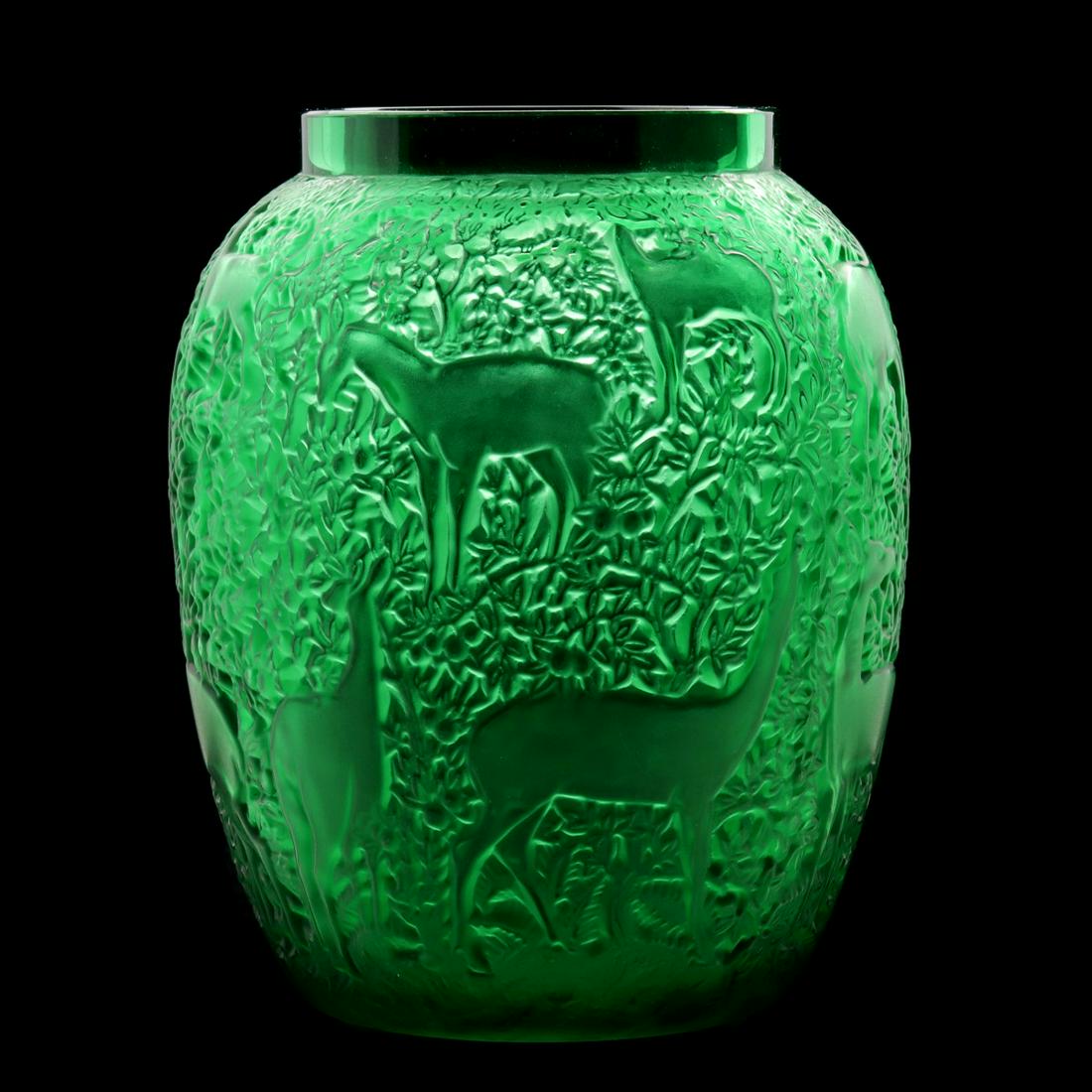 A GREEN FRENCH CRYSTAL ART GLASS VASE SIGNED LALIQUE (1 of 11)