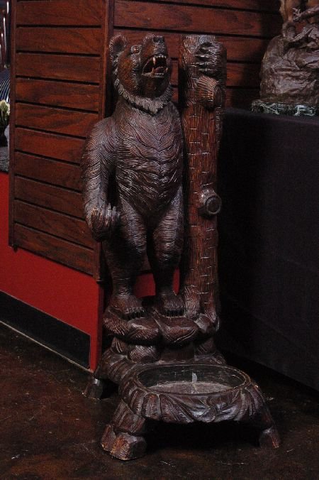 BLACK FOREST CARVED BEAR UMBRELLA STAND: Measures 38 x 17 x 20 inches.