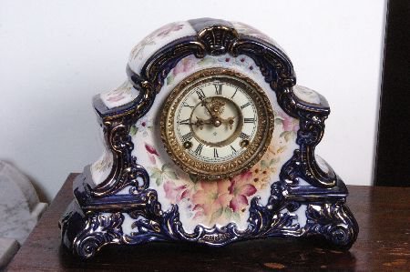 NICE ANSONIA ‘PECONIC’ FLOW BLUE CHINA CASE CLOCK
