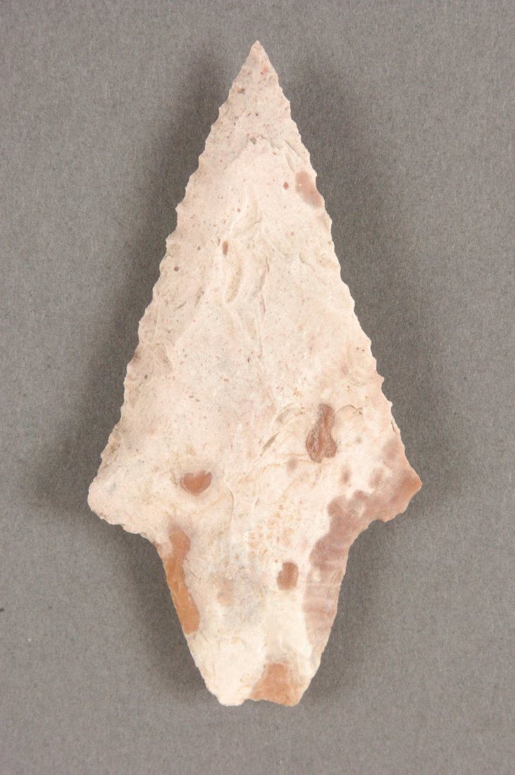 3" DICKSON POINT, MONTINEAU, MO. : Found by Guy Noland Aug. 31, 1994 along with the point from lot 63. 3 x 1.5 inches.