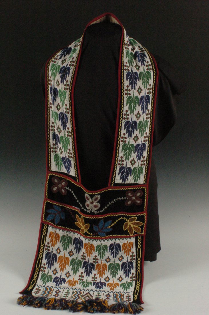 NICE LARGE CHIPPEWA BEADWORK BANDOLIER BAG C. 1920