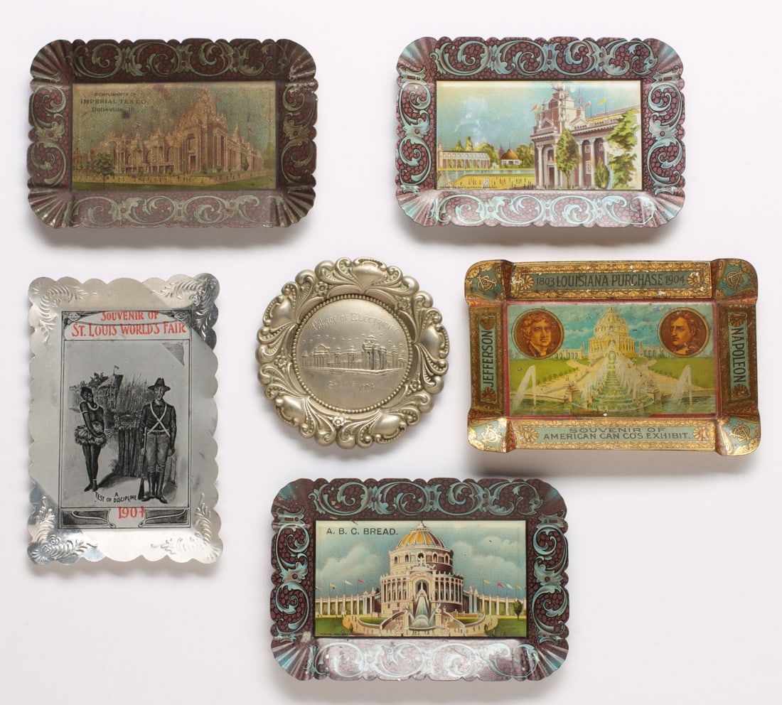 A COLLECTION OF 1904 WORLD'S FAIR SOUVENIR TRAYS (1 of 11)