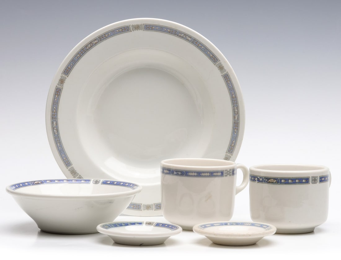 FLORIDA EAST COAST RAILWAY ST. JOHN'S PATTERN CHINA (1 of 19)