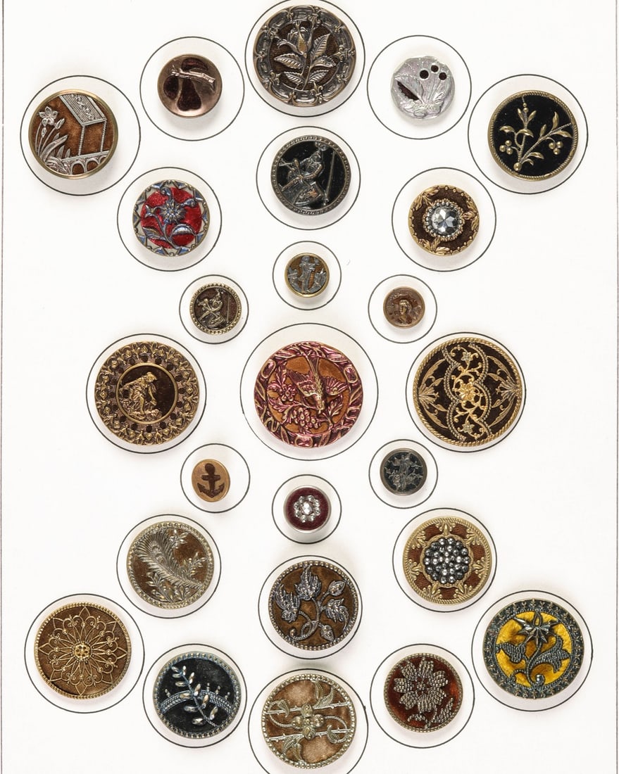 LARGE FIGURAL AND PICTORIAL BRASS SEWING BUTTONS (1 of 6)