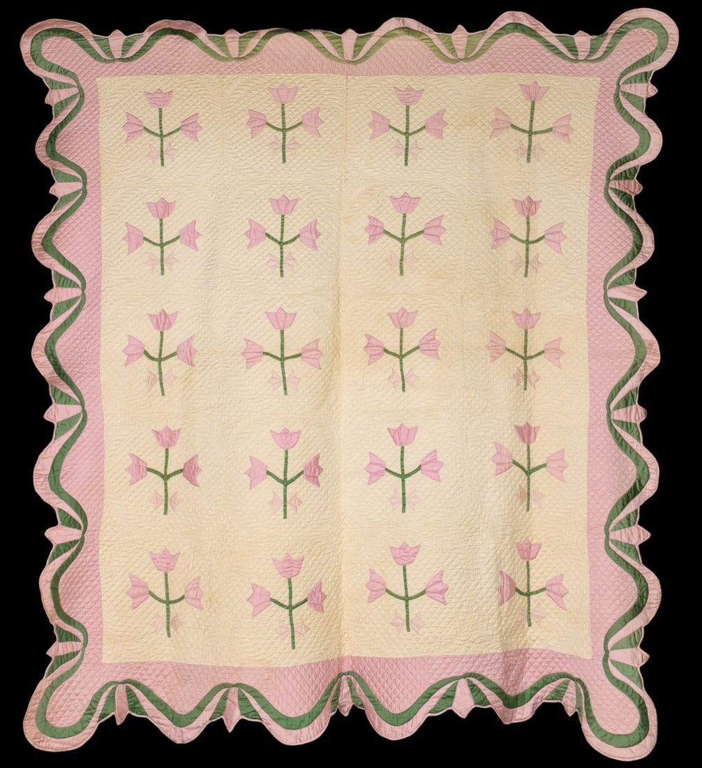 ANTIQUE TULIP APPLIQUE QUILT IN SATIN FABRICS (1 of 12)