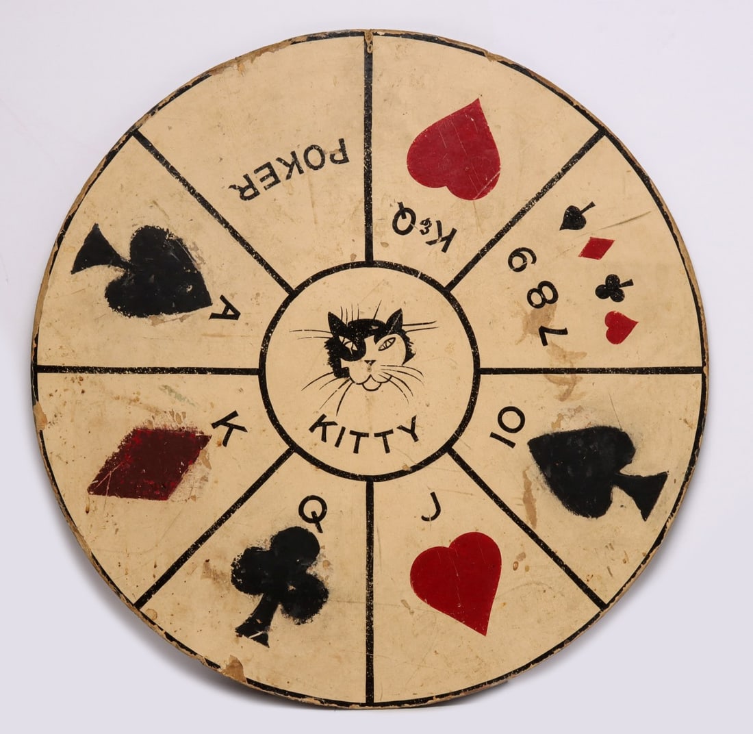 A CIRCA 1930s POKER RUMMY GAME WHEEL WITH CARD SUITS (1 of 13)