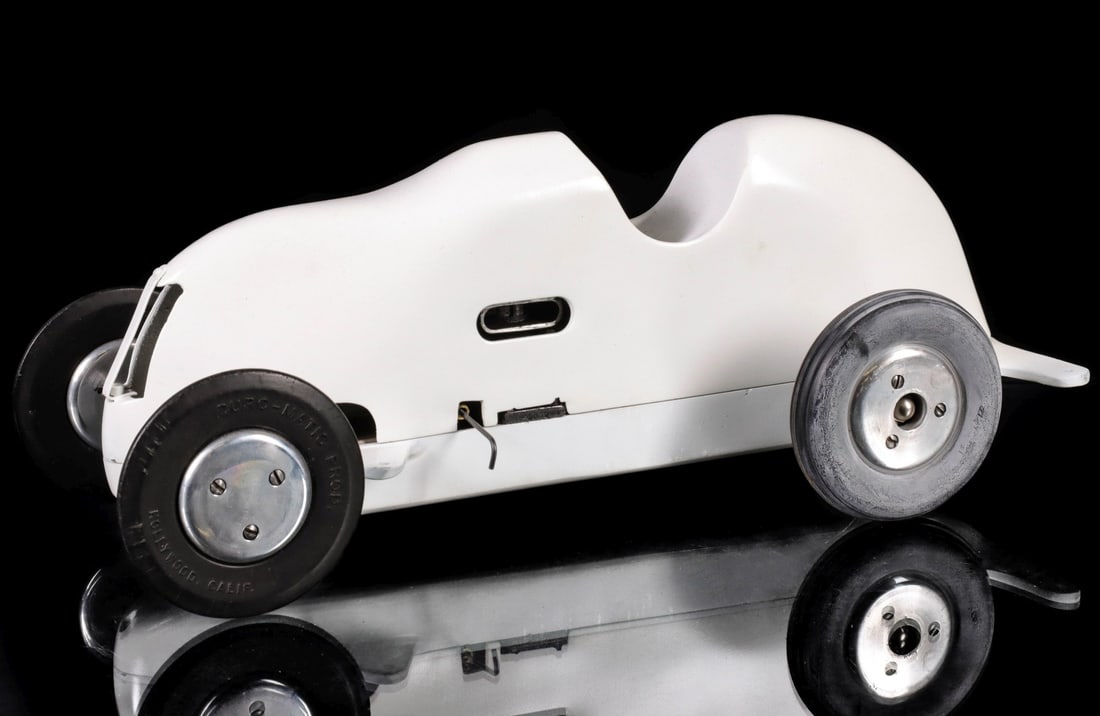 A McCOY INVADER DURO-MATIC TETHER CAR (1 of 8)