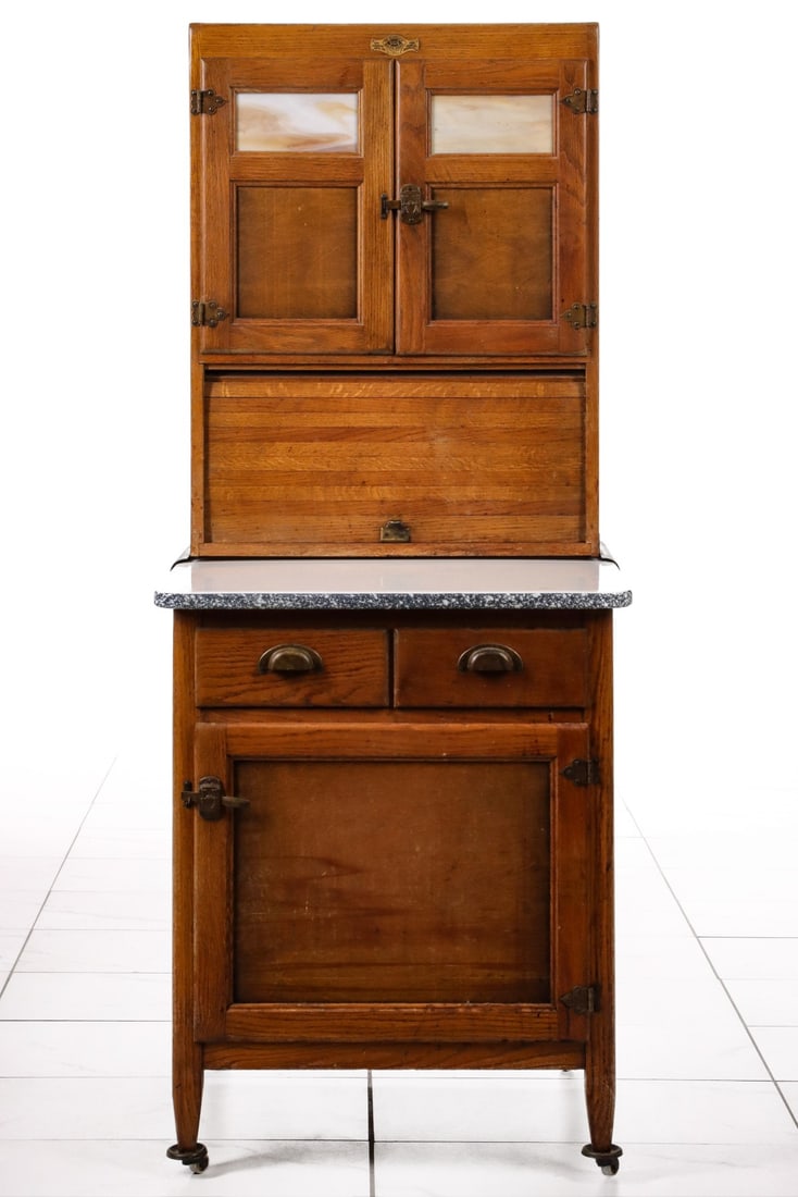 THE BEST LITTLE HOOSIER BRAND KITCHEN CABINET C. 1920 (1 of 13)