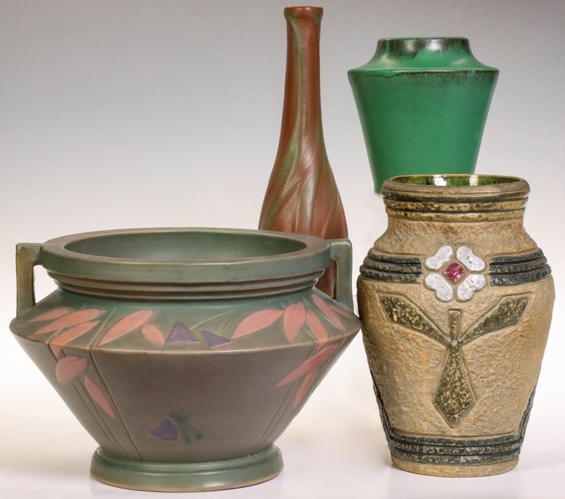 ROSEVILLE, CATALINA AND VAN BRIGGLE ART POTTERY (1 of 15)