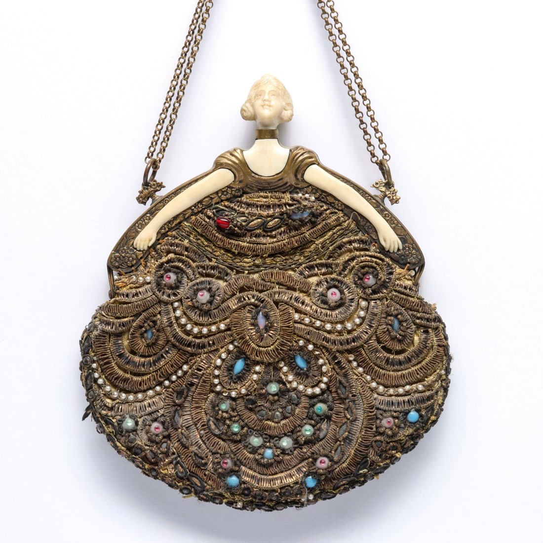 A FINE AND RARE FIGURAL FRAME PURSE OF EXOTIC MATERIALS (1 of 17)