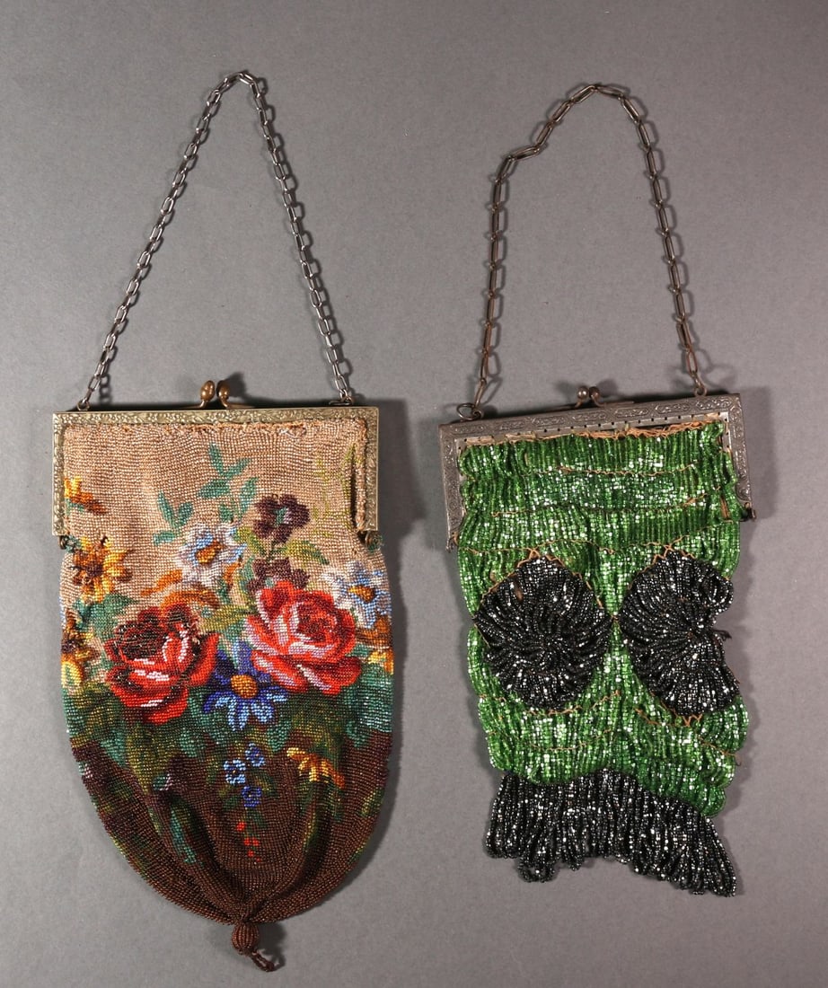 FOUR ANTIQUE BEADED PURSES (1 of 6)