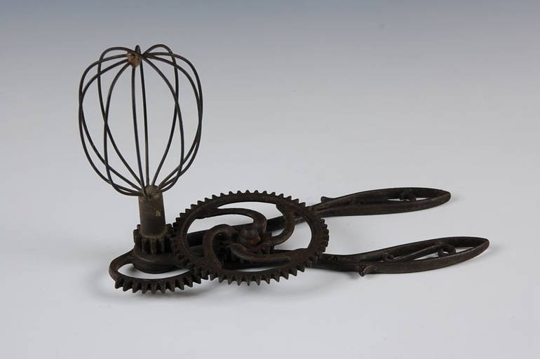 JACQUETTE BROTHERS CAST IRON EGG BEATER Sep 16, 2012 Soulis