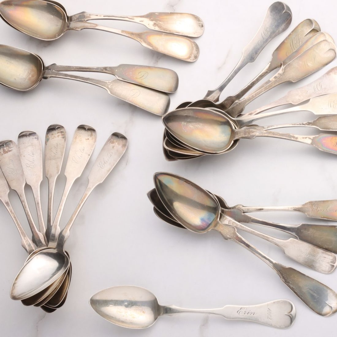 A COLLECTION OF 27 AMERICAN COIN SILVER TABLE SPOONS (1 of 14)