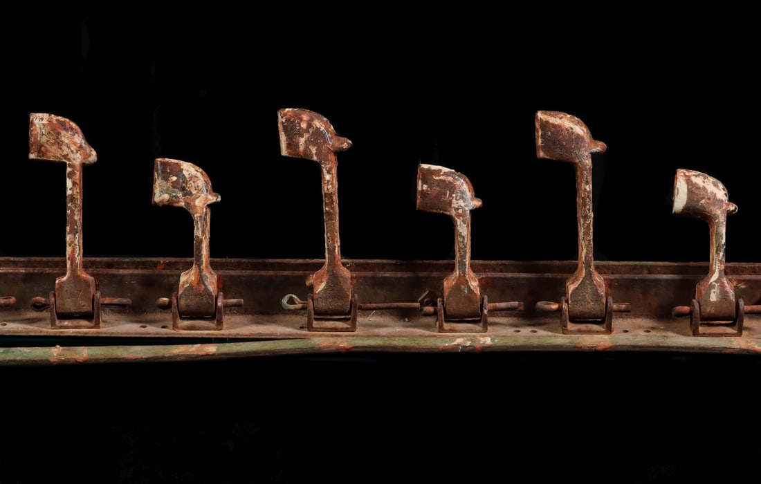 DICKMAN EARLY 20C. SHOOTING GALLERY KNOCKDOWN RACK (1 of 12)