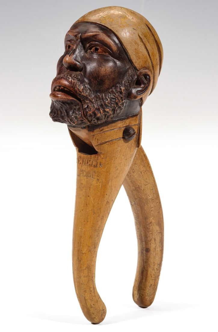BLACK FOREST CARVED FIGURE OF ETHIOPIAN EMPEROR MENELIK (1 of 11)