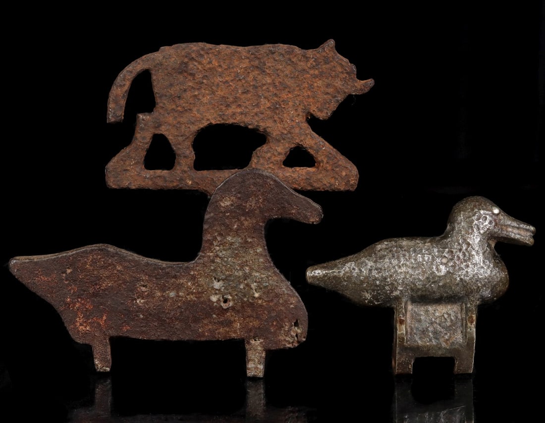 THREE EARLY 20TH C. CAST IRON SHOOTING GALLERY TARGETS (1 of 7)