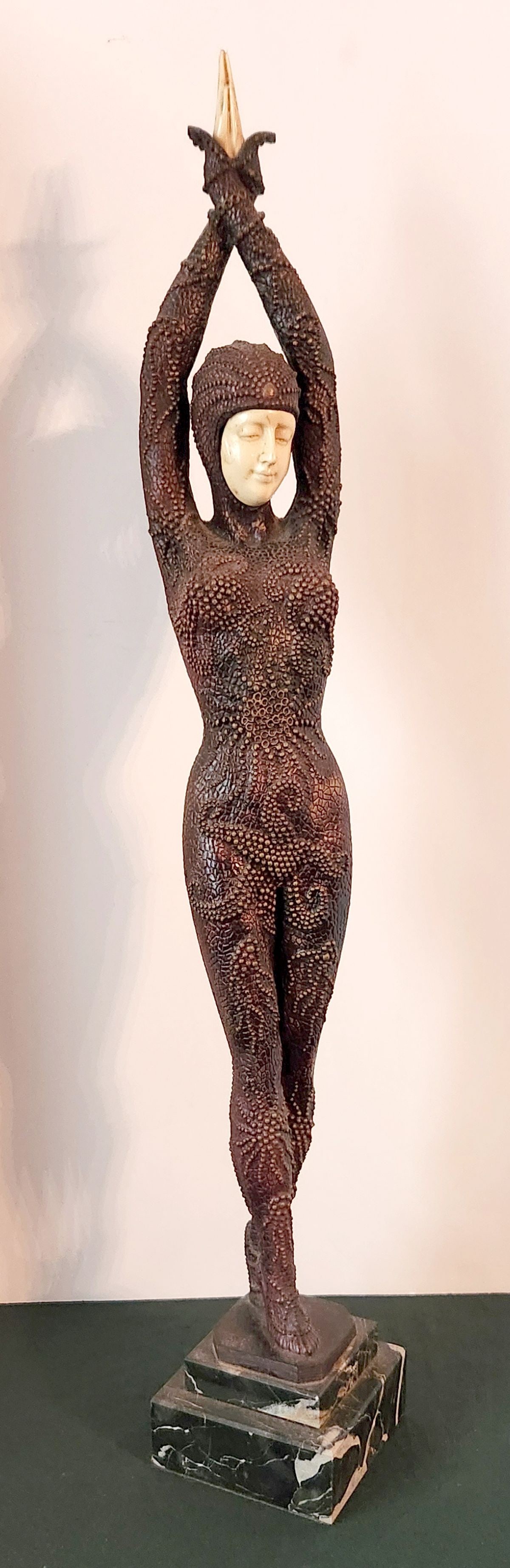 A REPRODUCTION ART DECO BRONZE AFTER CHIPARUS (1 of 6)