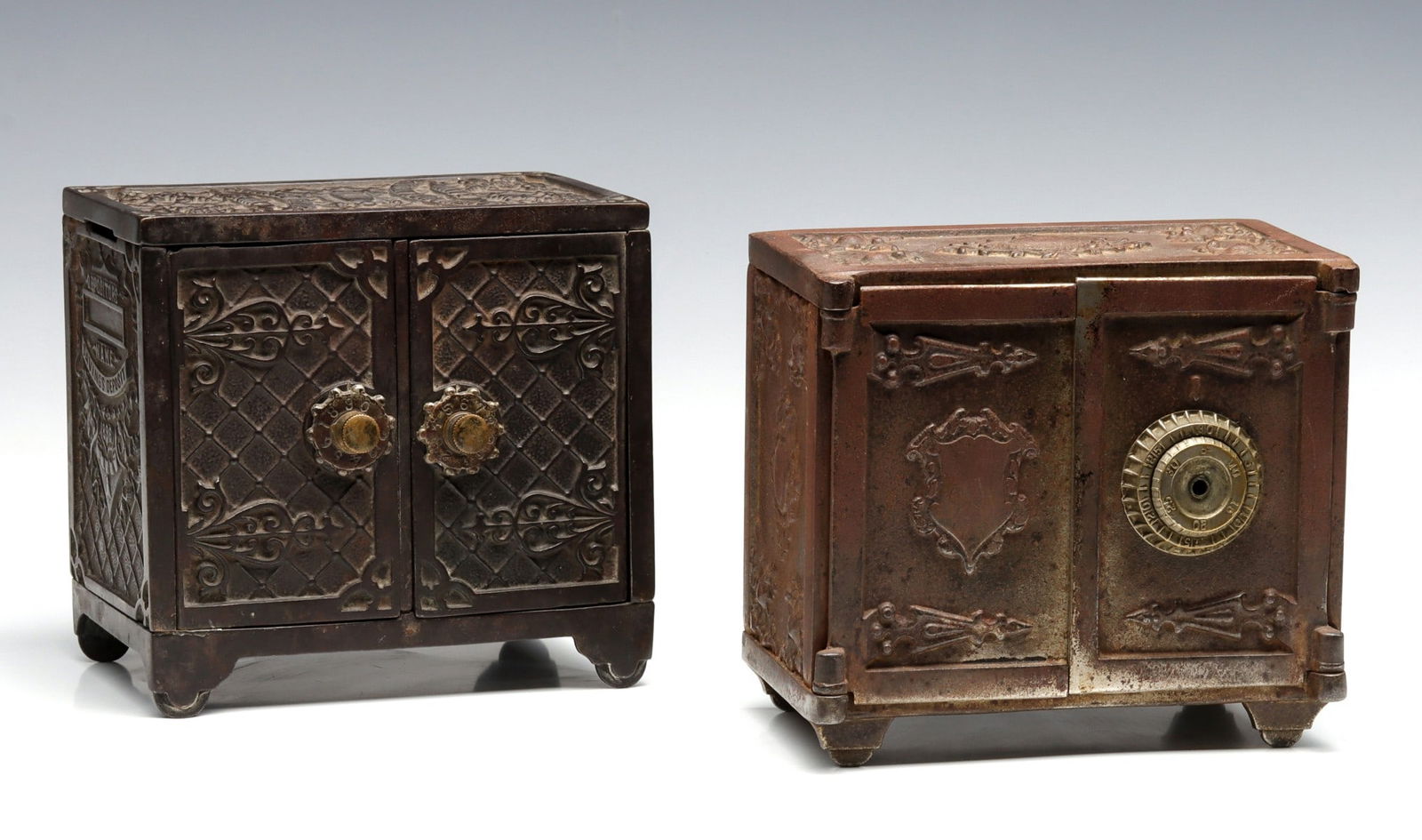 A KENTON 1896 SAFE BANK, PLUS ANOTHER (1 of 15)