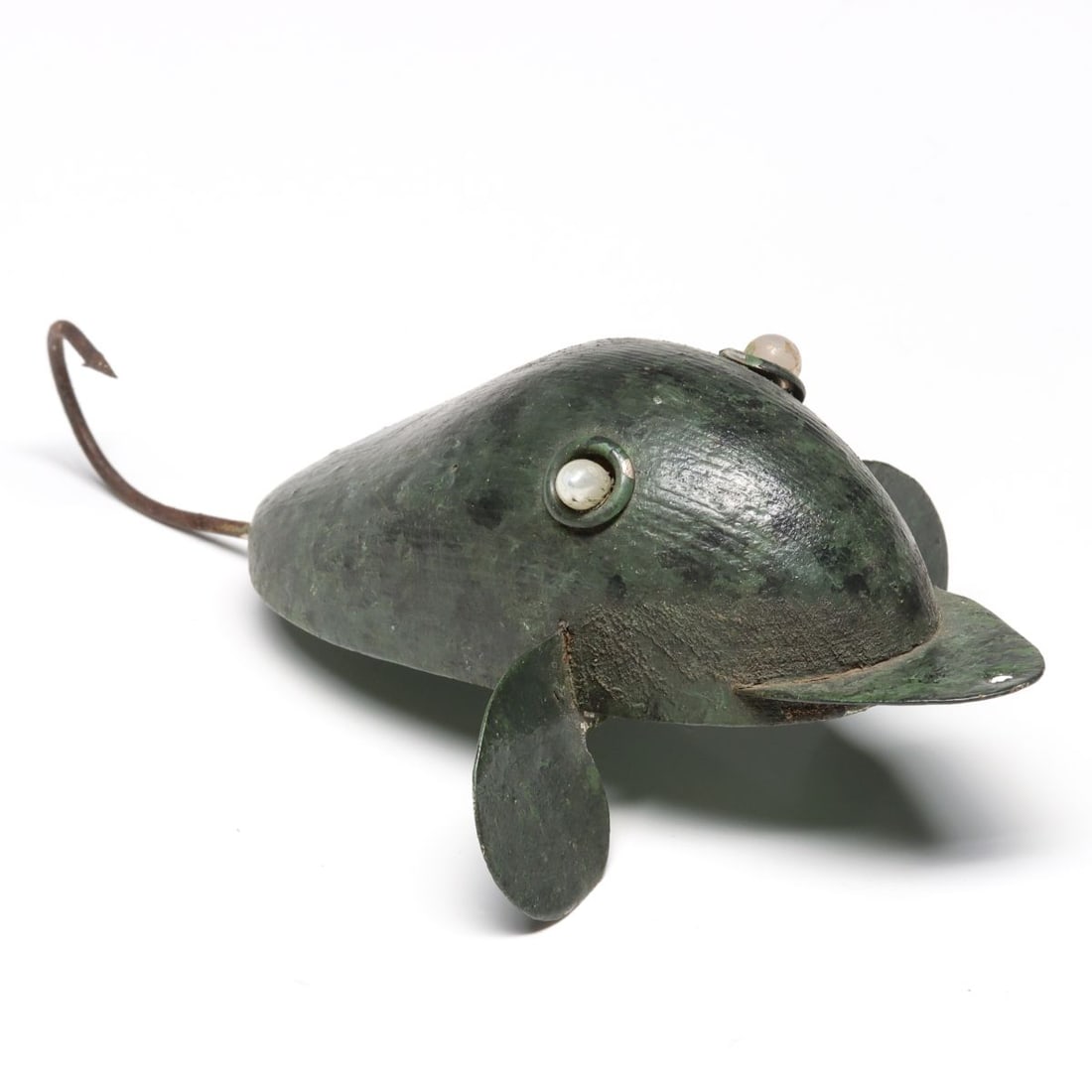 A CARVED AND FAUX PAINTED MOUSE FOLK ART FISHING LURE (1 of 5)