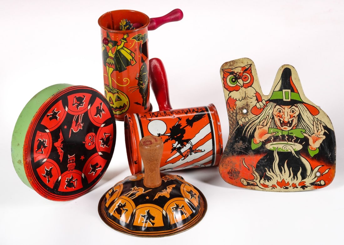 A COLLECTION OF TIN LITHO HALLOWEEN NOISEMAKERS (1 of 11)