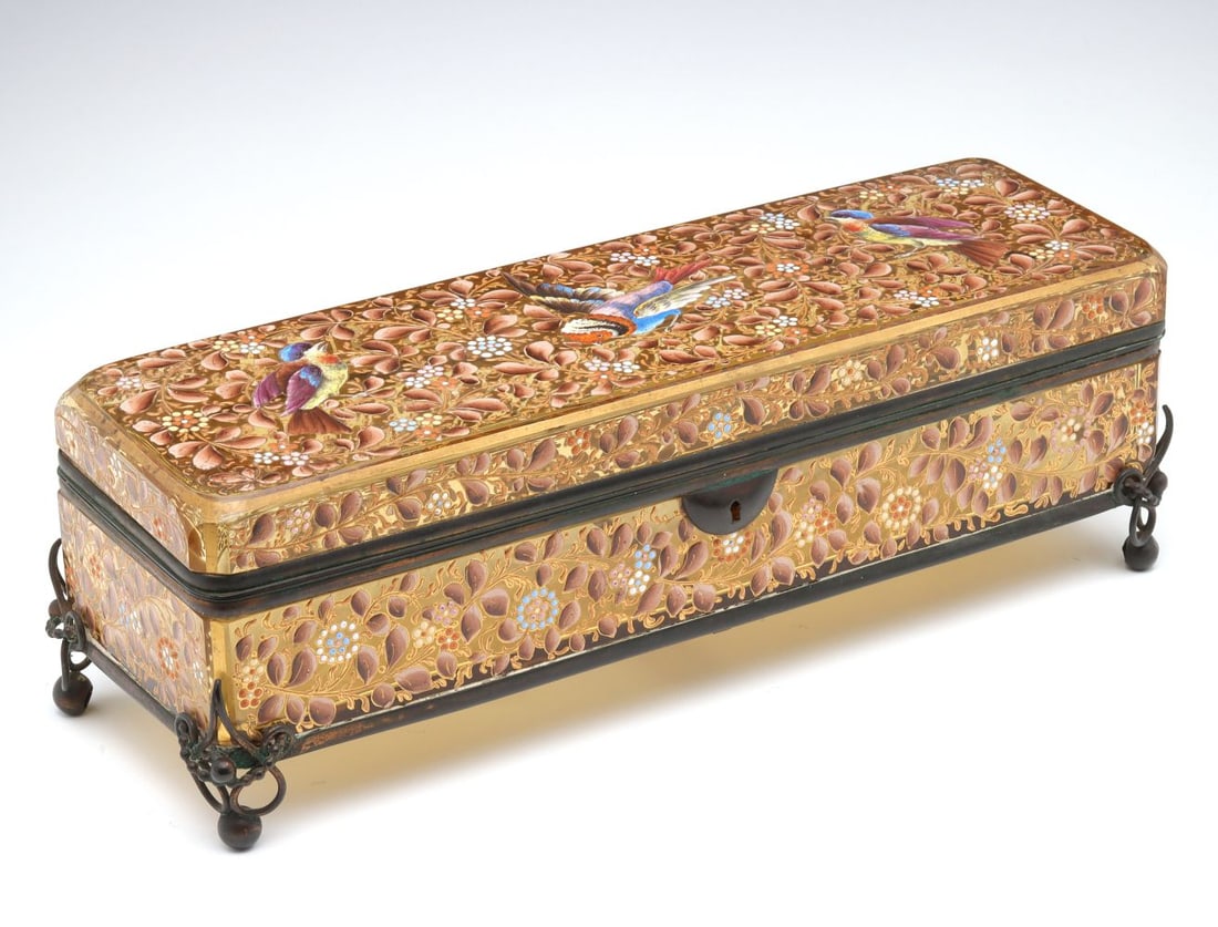 A FINE RARE 19C. MOSER ART GLASS GLOVE BOX WITH BIRDS (1 of 13)