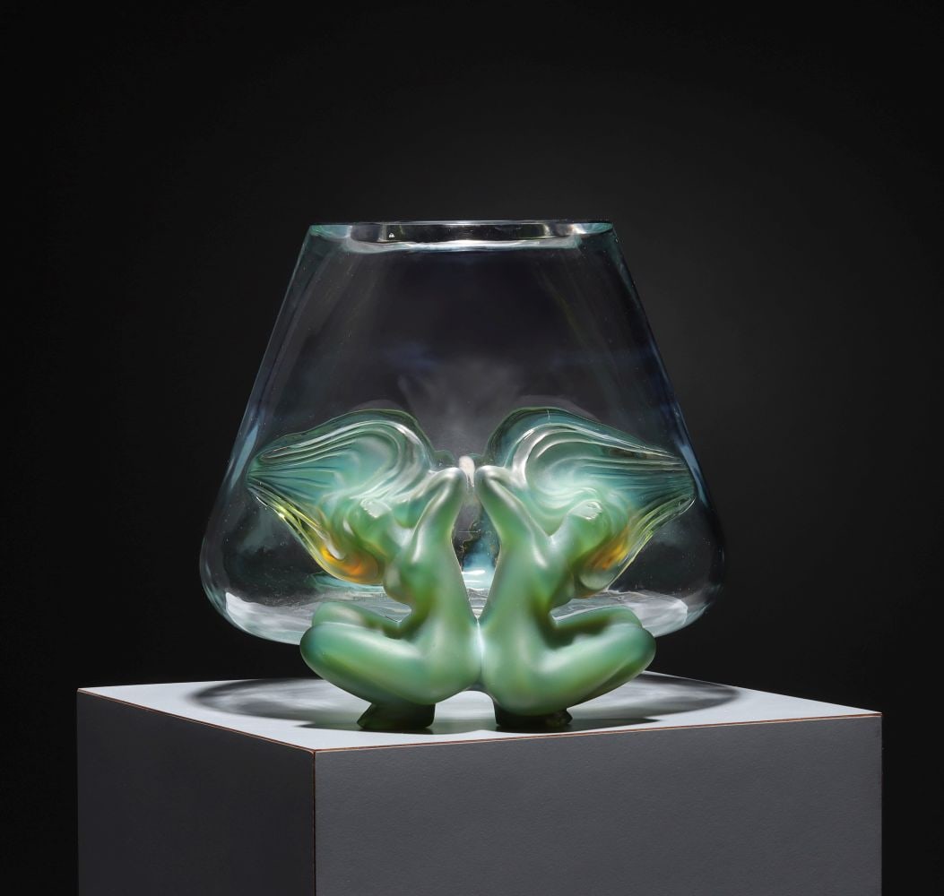 A TWO COLOR CRYSTAL GLASS URN WITH NUDES SIGNED LALIQUE (1 of 16)