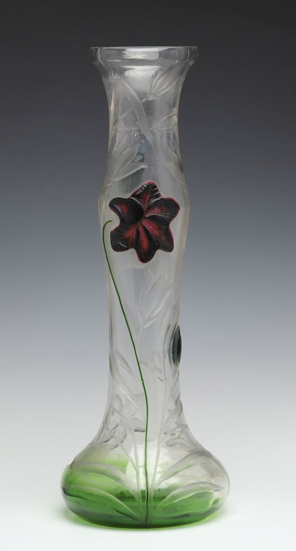 A MOSER ART NOUVEAU INFLUENCE INTAGLIO VASE WITH CAMEO (1 of 16)