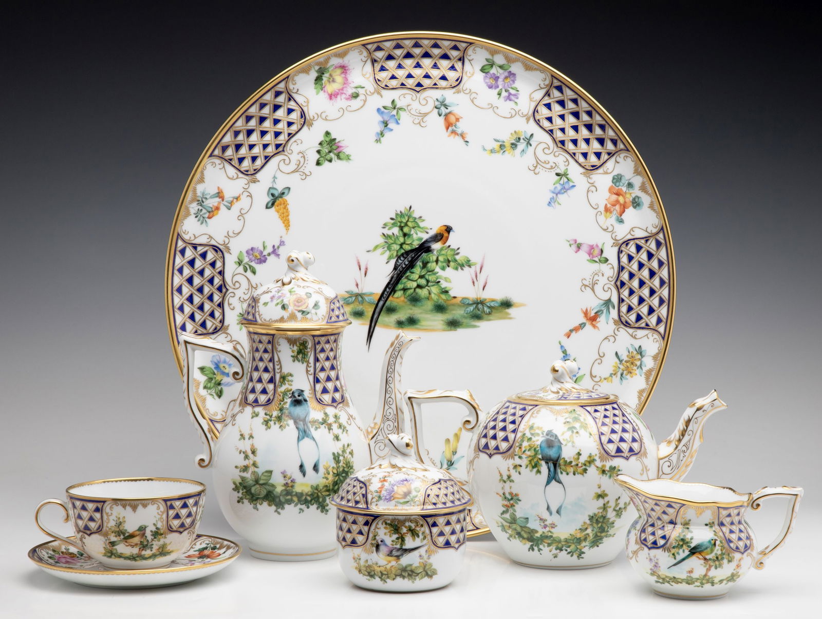 A HEREND ROTHSCHILD BIRDS PATTERN DESERT SERVICE (1 of 17)