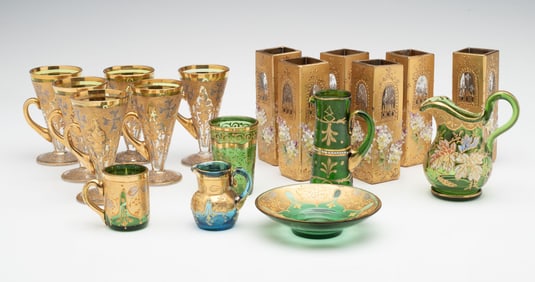 SETS AND INDIVIDUAL EXAMPLES OF MOSER GLASS MINIATURES