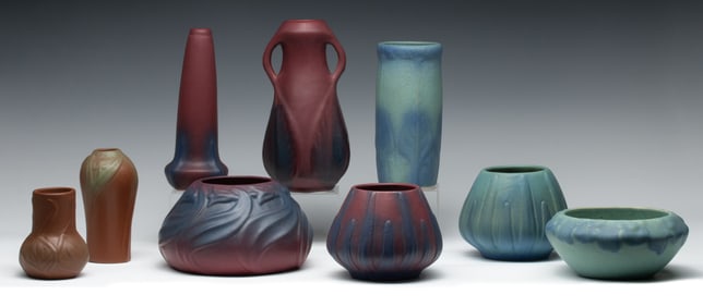 COLLECTION OF TEENS AND 1930s VAN BRIGGLE ART POTTERY