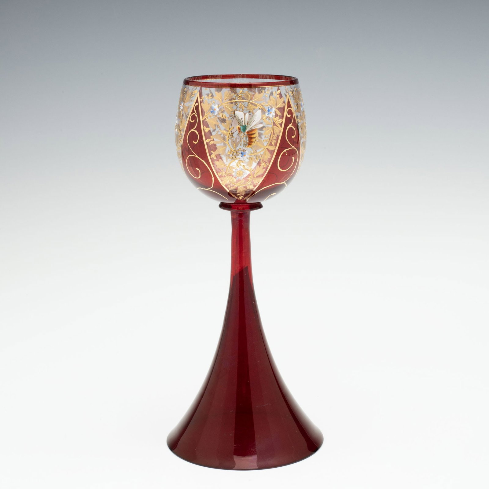 A FINE QUALITY BOHEMIAN ART GLASS GOBLET (1 of 10)