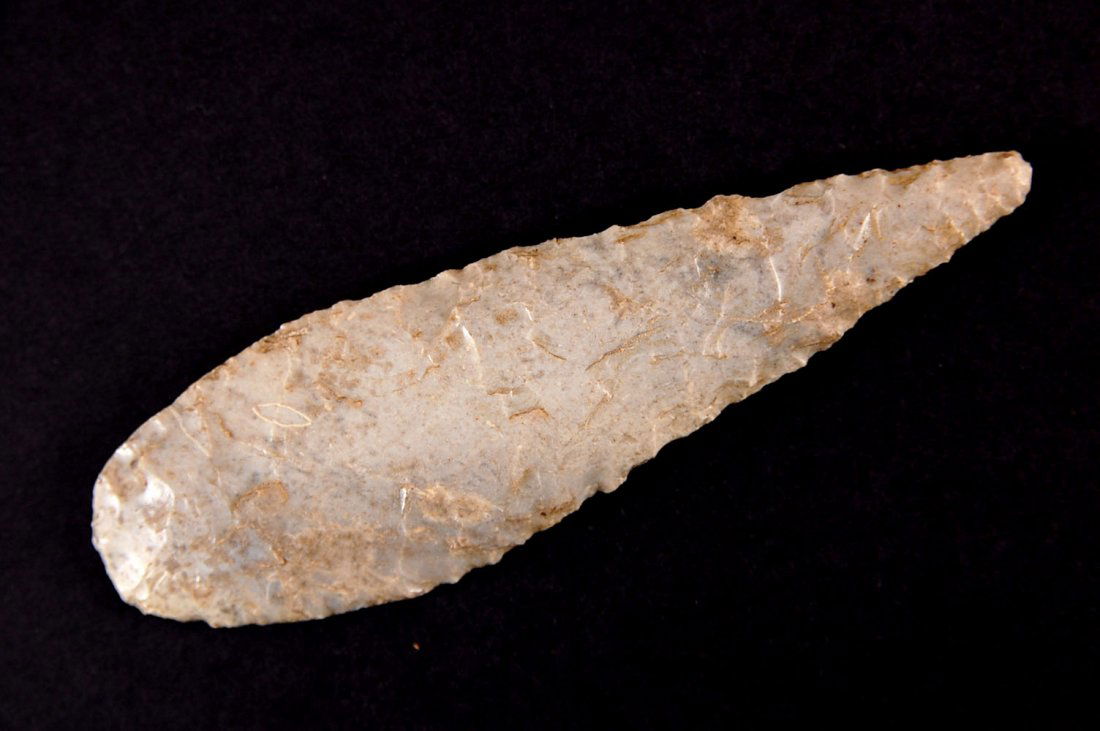 RAMEY KNIFE, 4.75 INCHES: Found by Kent Dierking in Howard Co. MO 4.75 x 1.5 inches. Guaranteed Authentic. This lot is subject to a 21 day return privilege guarantee. If, in the opinion of Tom Davis, Bill Jackson or Roy Motley