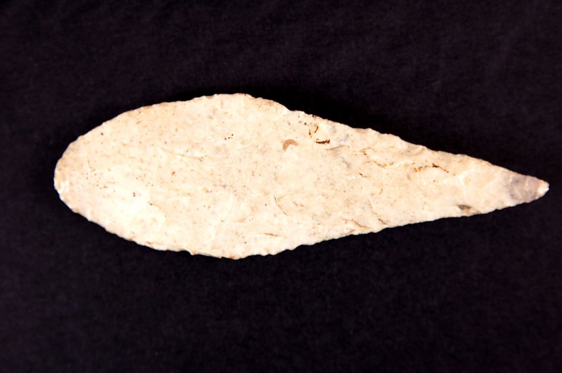 RAMEY KNIFE, 3.75 INCHES: Found by Kent Dierking in Howard Co. MO 3.75 x 1.25 inches. Guaranteed Authentic. This lot is subject to a 21 day return privilege guarantee. If, in the opinion of Tom Davis, Bill Jackson or Roy Motle