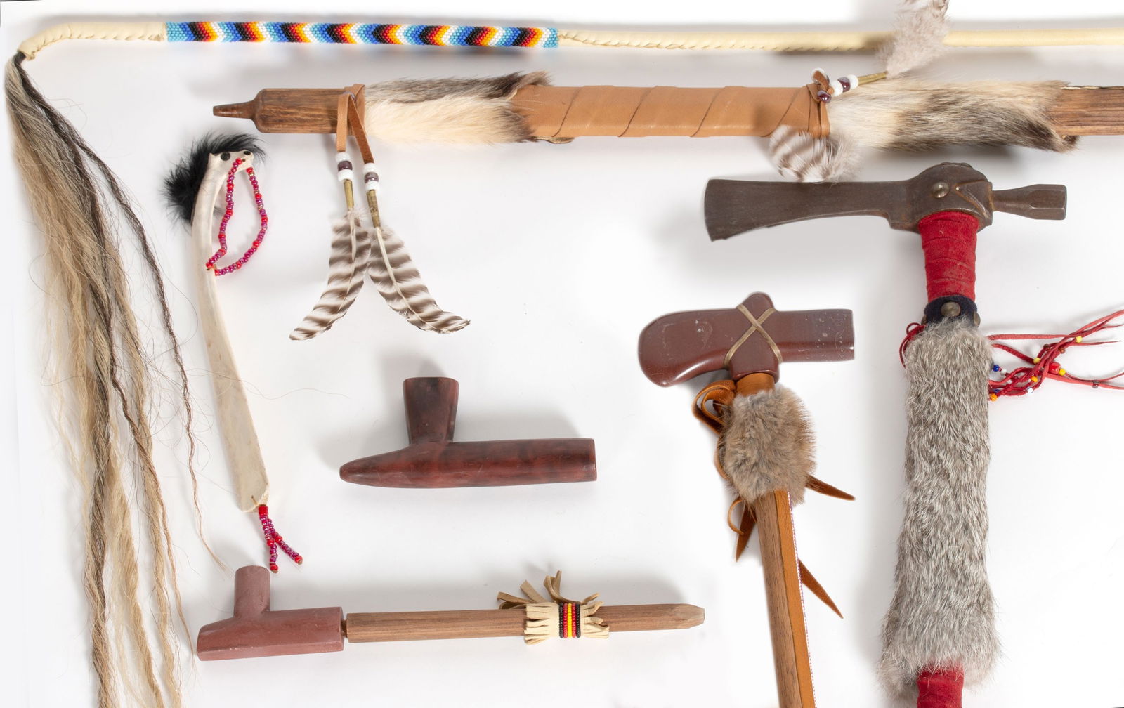 POWWOW ERA NATIVE AMERICAN MOTIF OBJECTS (1 of 20)