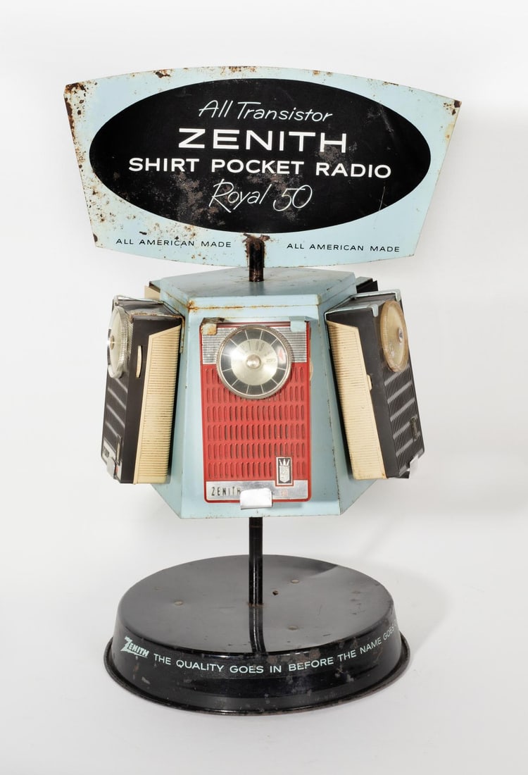 A RARE ZENITH TRANSISTOR RADIO ADVERTISING DISPLAY