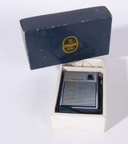 A SEVEN-TRANSISTOR RADIO W/BOX FOR CHIQUITA BANANAS