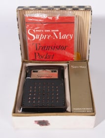 MACY'S 'SUPRE-MACY' TRANSISTOR RADIO W/BOX, C. 1963