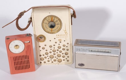 EMERSON SATELLITE, HITACHI AND HOFFMAN RADIOS