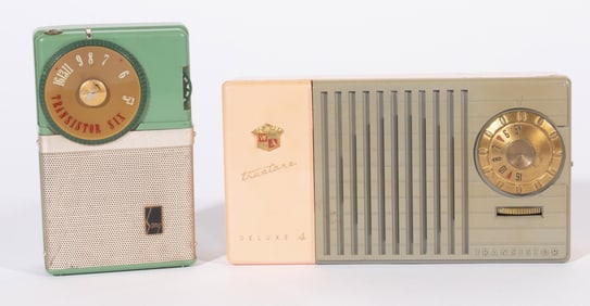 SONY AND RAYTHEON TRANSISTOR RADIOS, CIRCA 1957